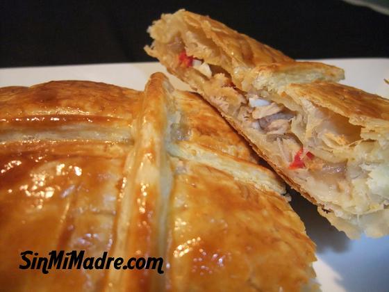 empanada de atun en hojaldre