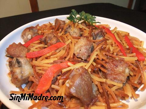 fideos a la cazuela con costilla de cerdo