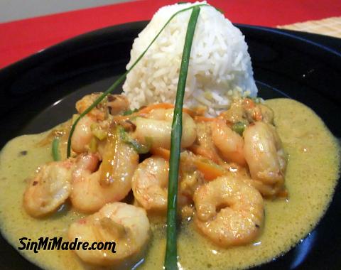 gambas al estilo thai con arroz basmati