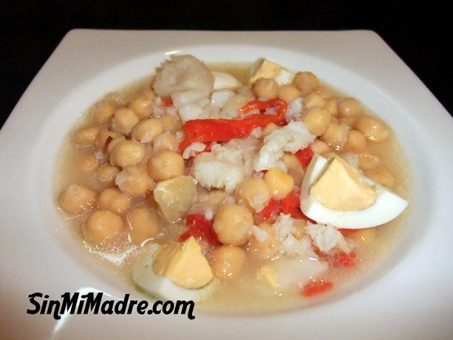 garbanzos con bacalao